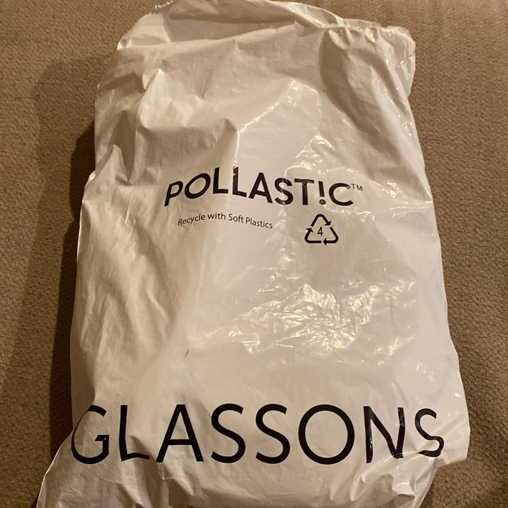 Traceable linen baggy pants from Glassons. Condition NWT. Wrong size so selling